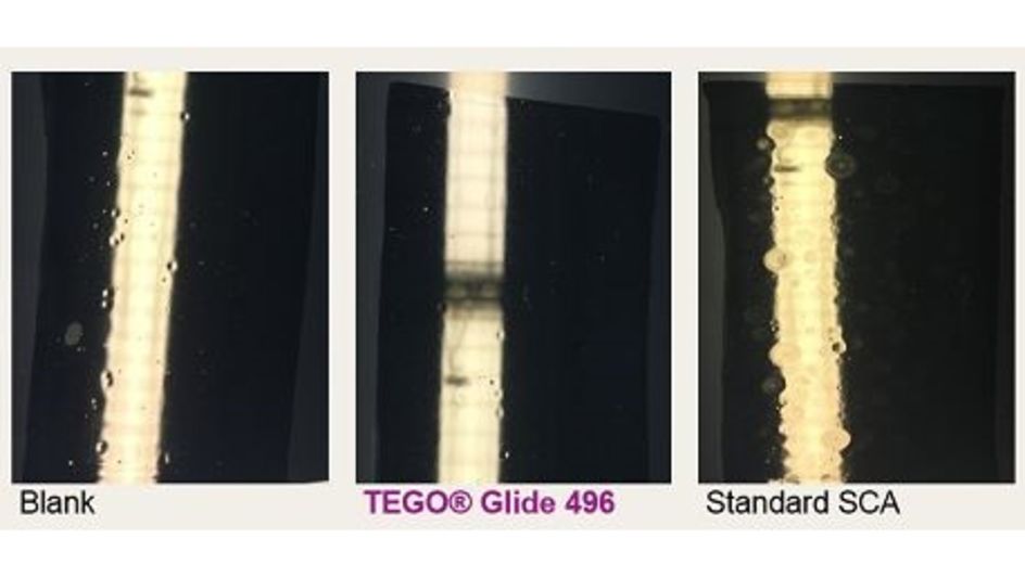 TEGO® Glide 496 在水性 PUA 系統中潤濕及流平性測試（先添加 0.25 % 消泡劑引起縮孔，再添加 0.5 % 表面控制助劑進行對比實驗）